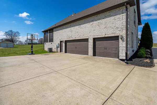 $775,000 | 94 Branham Mill Road, Gallatin, TN 37066