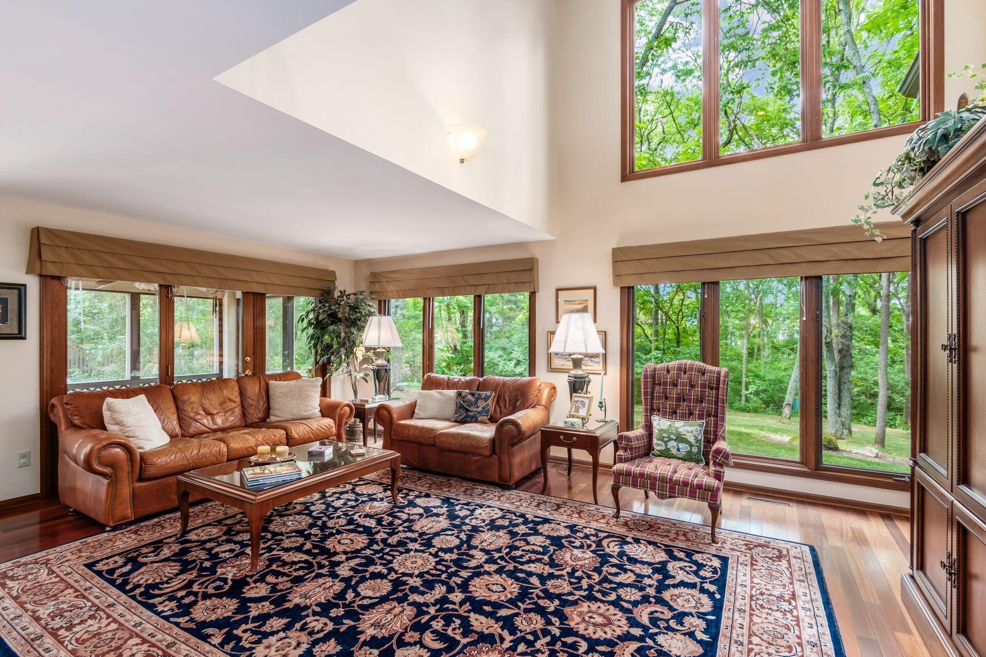 5617 Dublin Road Dublin, OH 43017 - Photo 11 of 40 Two Story Great Room