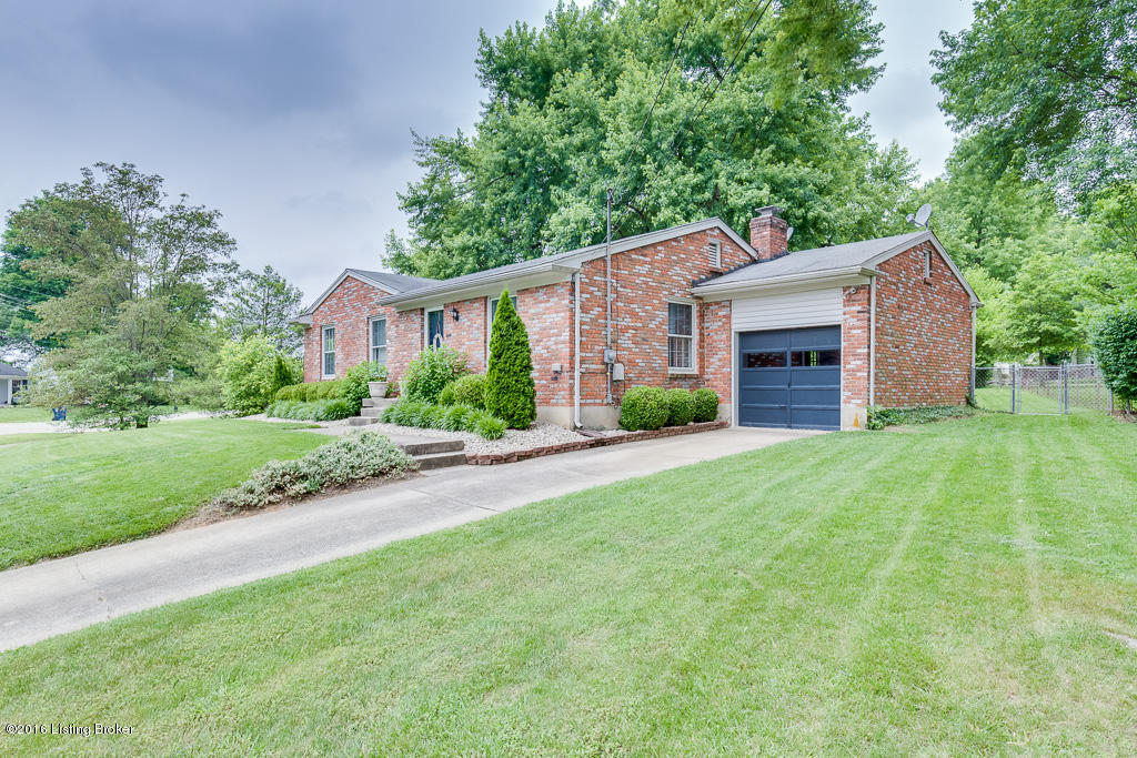 813 Echo Bridge Road Louisville, KY 40243 - Photo 28 of 32 030-Small