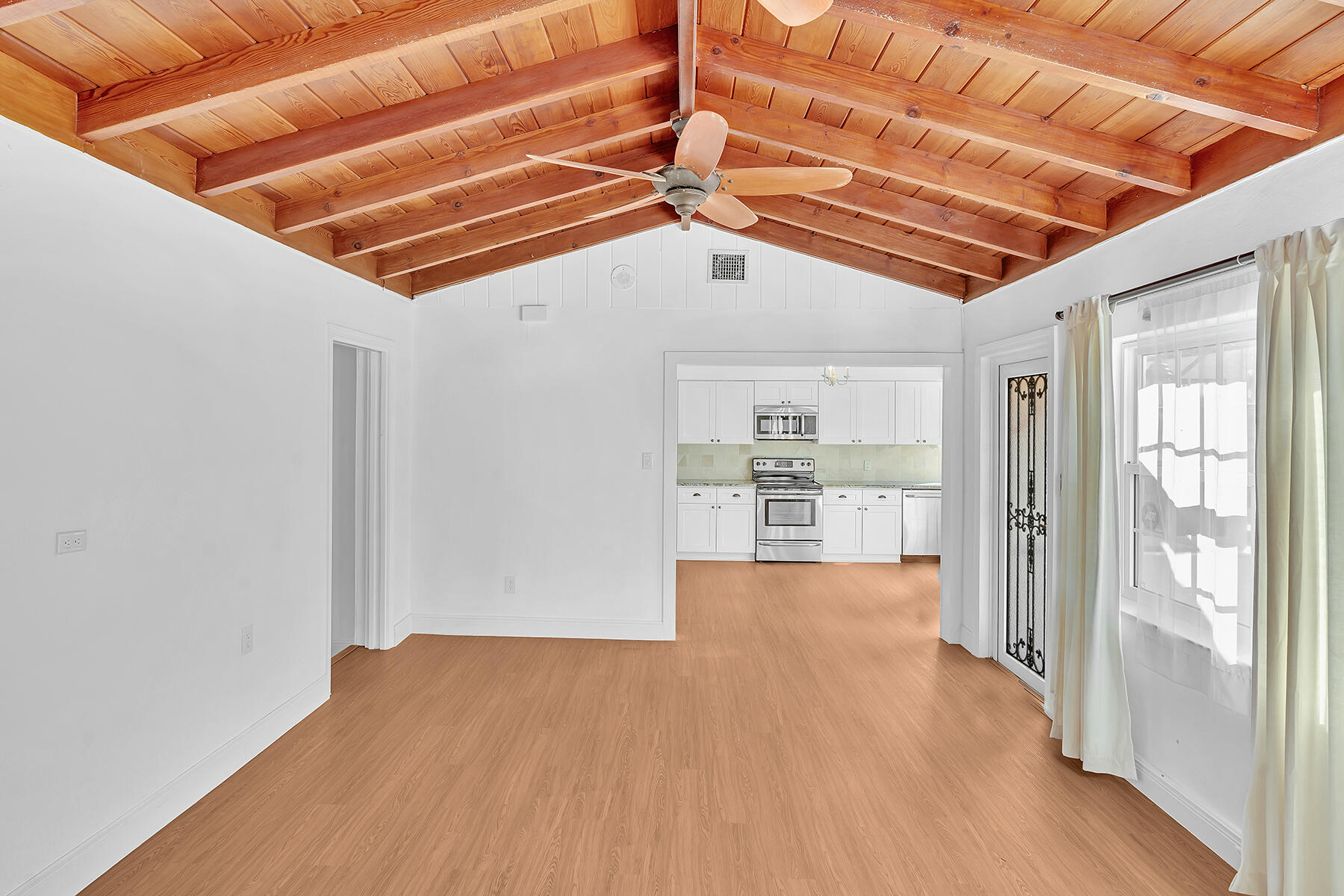 301 Gulfstream Drive Delray Beach, FL 33444 - Photo 20 of 56 DSC00096