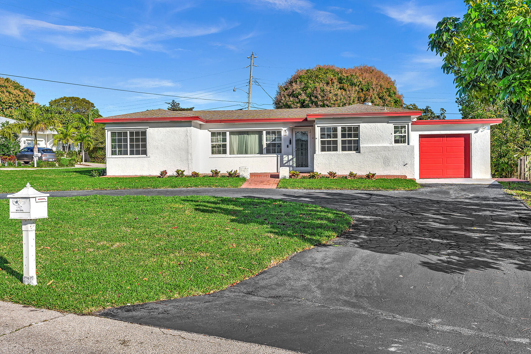 301 Gulfstream Drive Delray Beach, FL 33444 - Photo 2 of 56 DSC00001