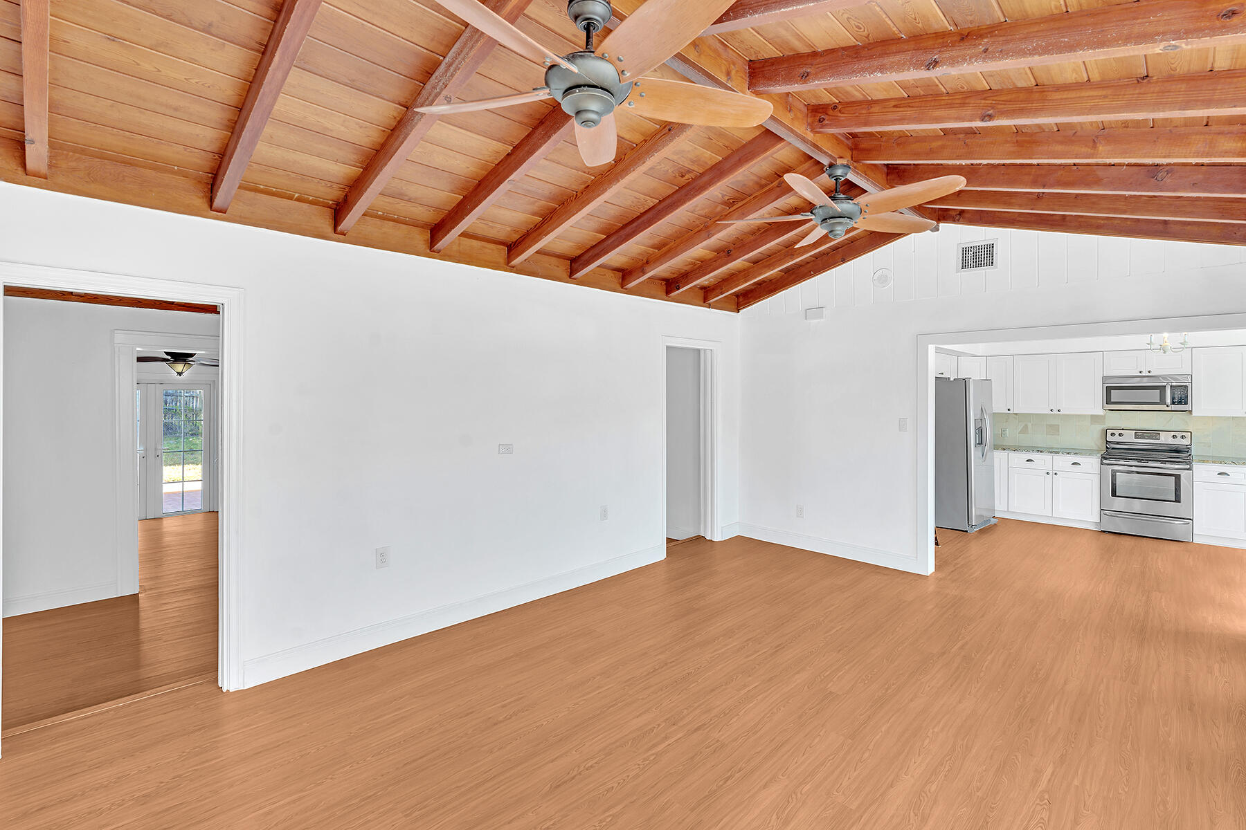 301 Gulfstream Drive Delray Beach, FL 33444 - Photo 21 of 56 DSC00101