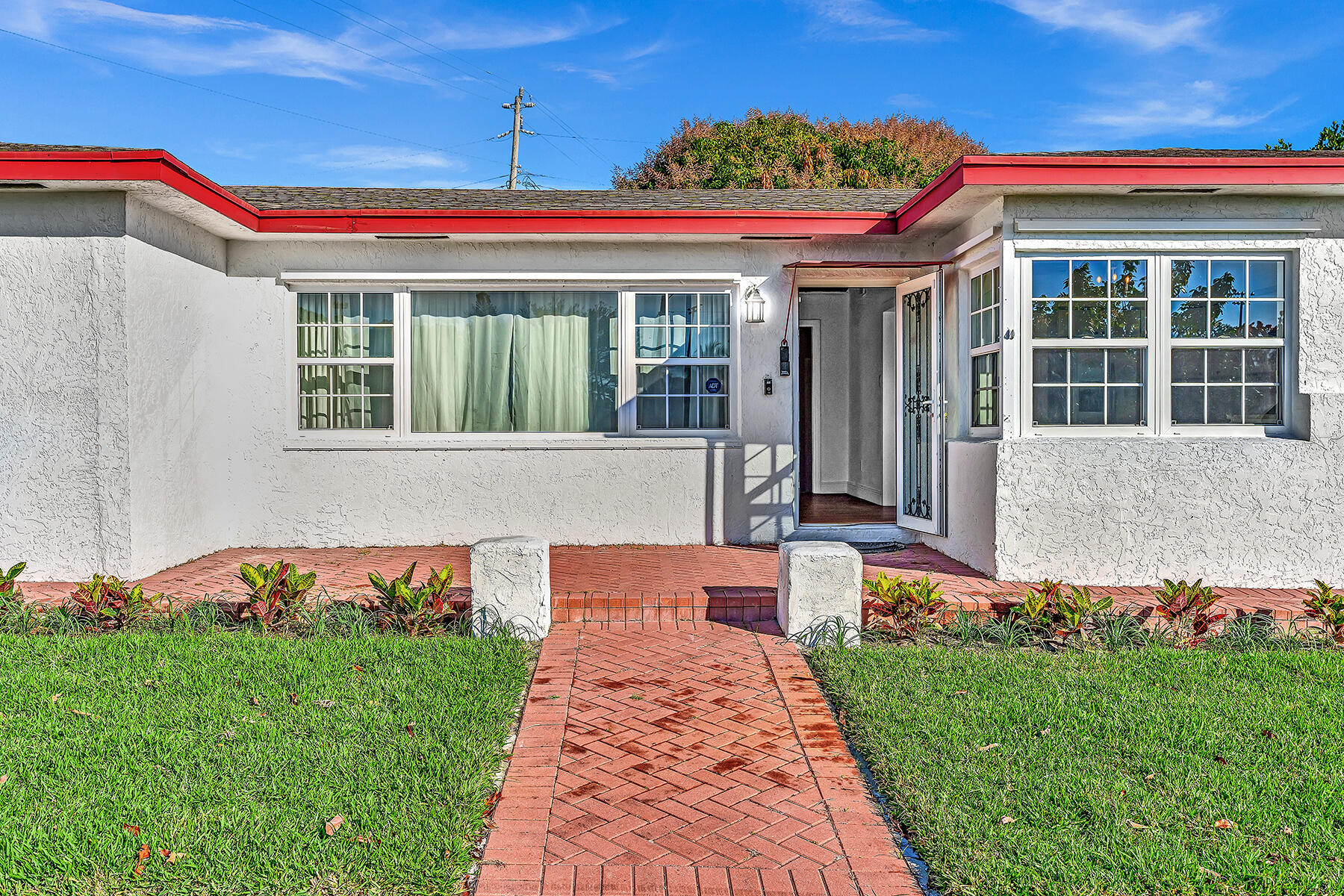 301 Gulfstream Drive Delray Beach, FL 33444 - Photo 5 of 56 DSC00021