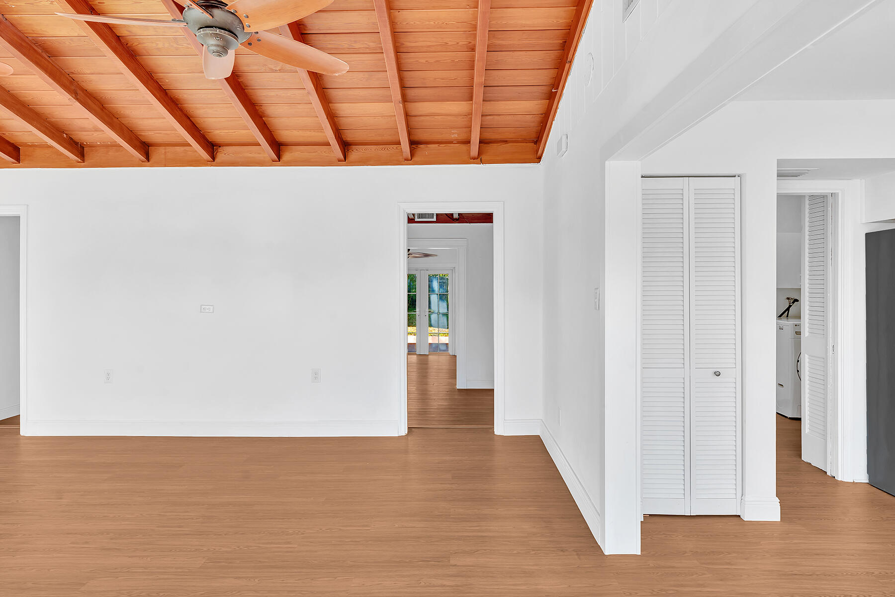 301 Gulfstream Drive Delray Beach, FL 33444 - Photo 6 of 56 DSC00026