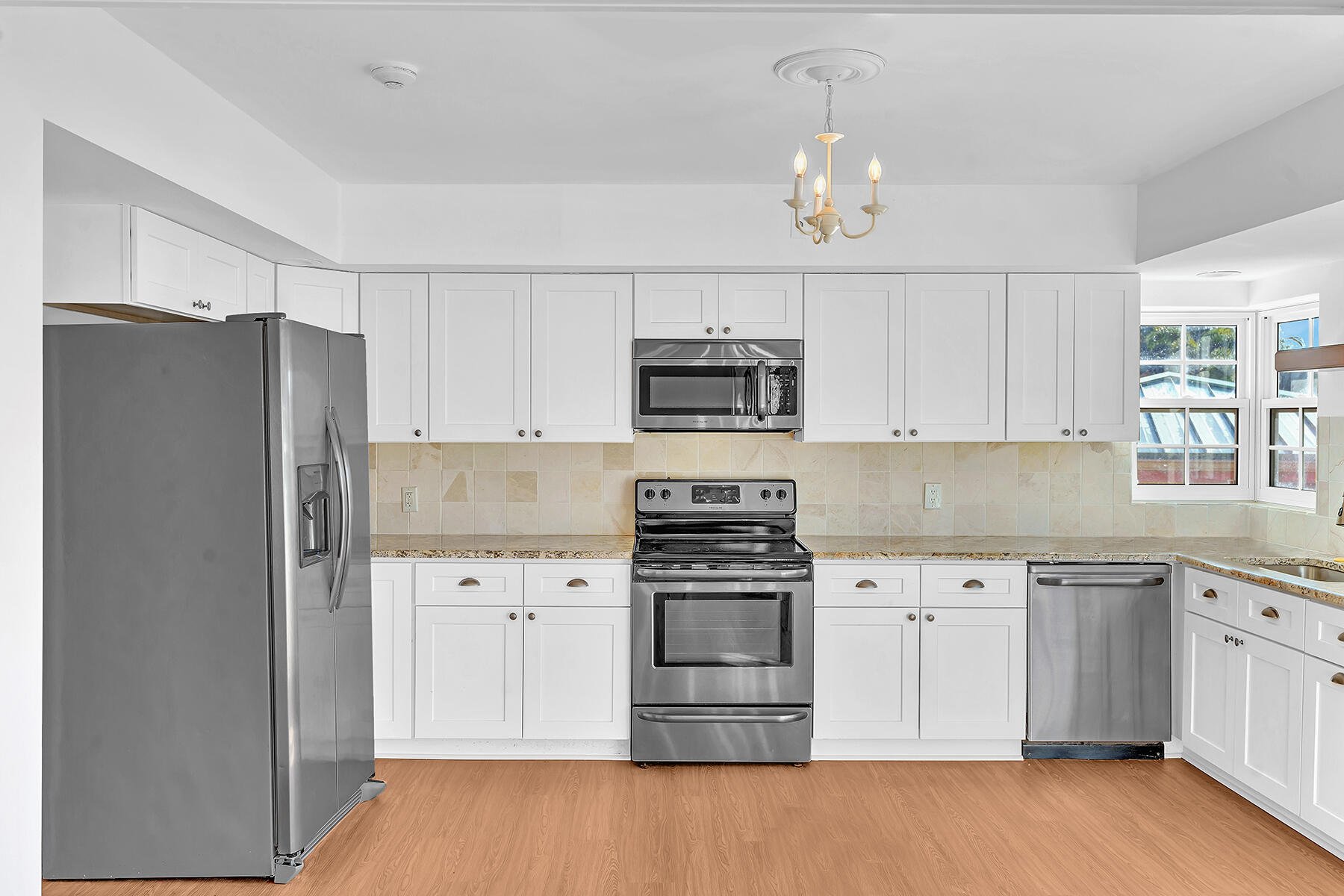 301 Gulfstream Drive Delray Beach, FL 33444 - Photo 7 of 56 DSC00031