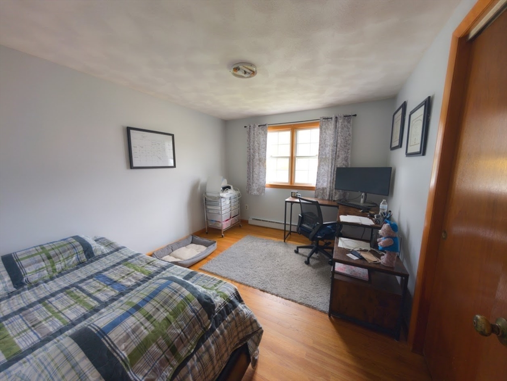 16 Pinewood Drive Webster, MA 01570 - Photo 13 of 39