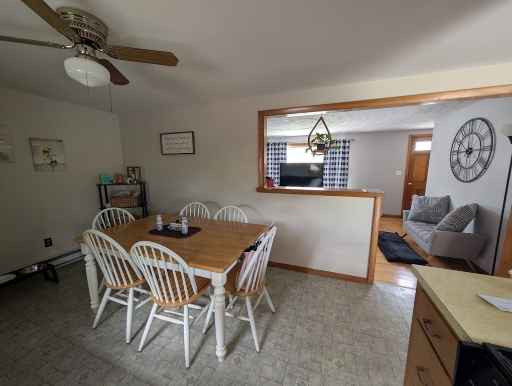 16 Pinewood Drive Webster, MA 01570 - Photo 20 of 39