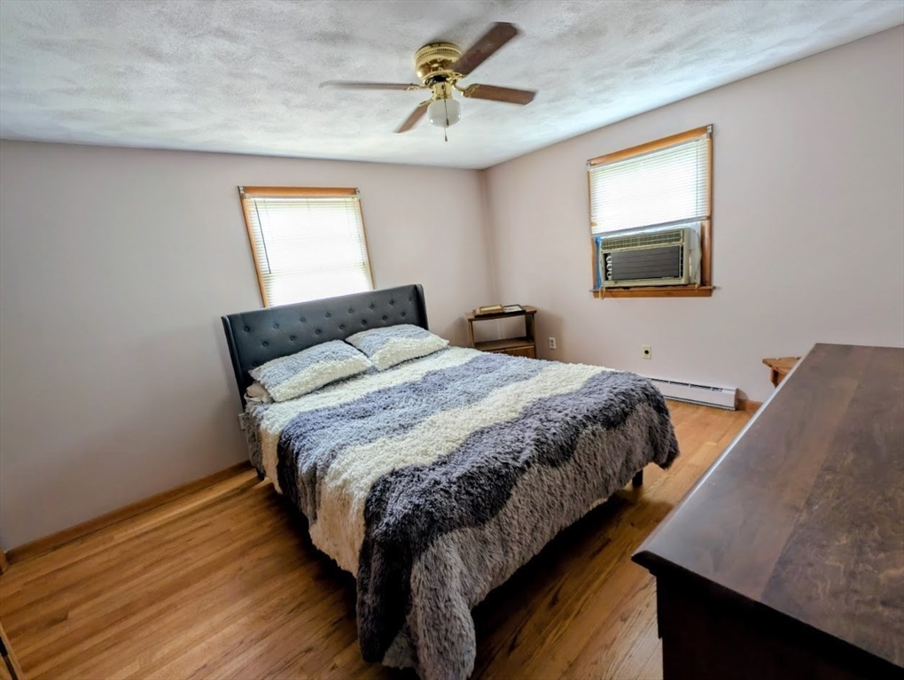 16 Pinewood Drive Webster, MA 01570 - Photo 10 of 39