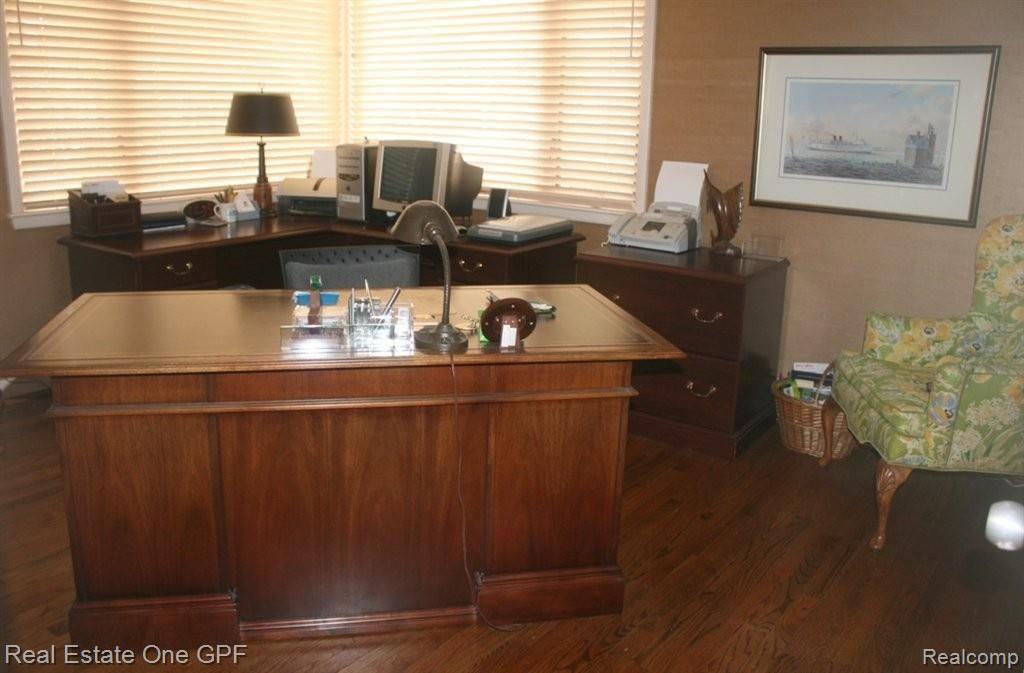 36 Harbor Hill Road Grosse Pointe, MI 48236 - Photo 13 of 16 13 7325 office.jpg