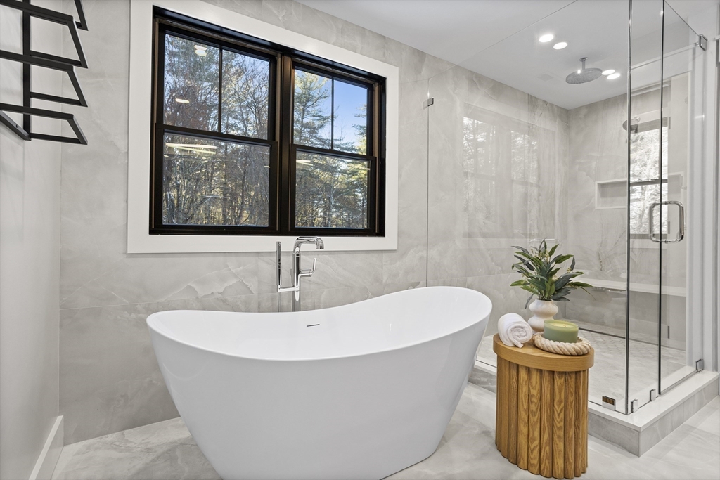 236 Fairhaven Road Concord, MA 01742 - Photo 20 of 35 a bathroom with a bathtub and a sink