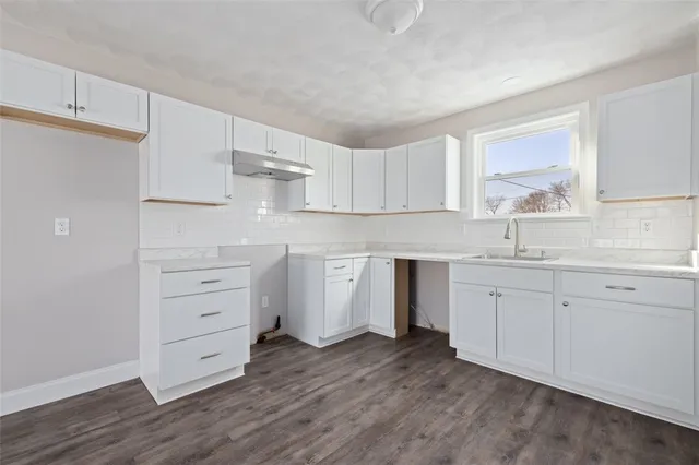 $1,279,900 | 36 Kinnicutt Avenue, Warren, RI 02885