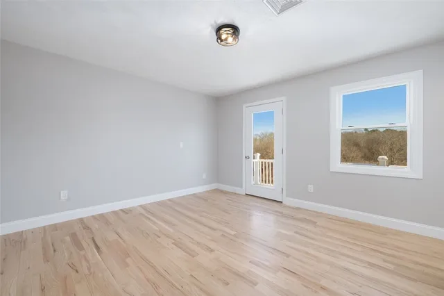 $1,279,900 | 36 Kinnicutt Avenue, Warren, RI 02885