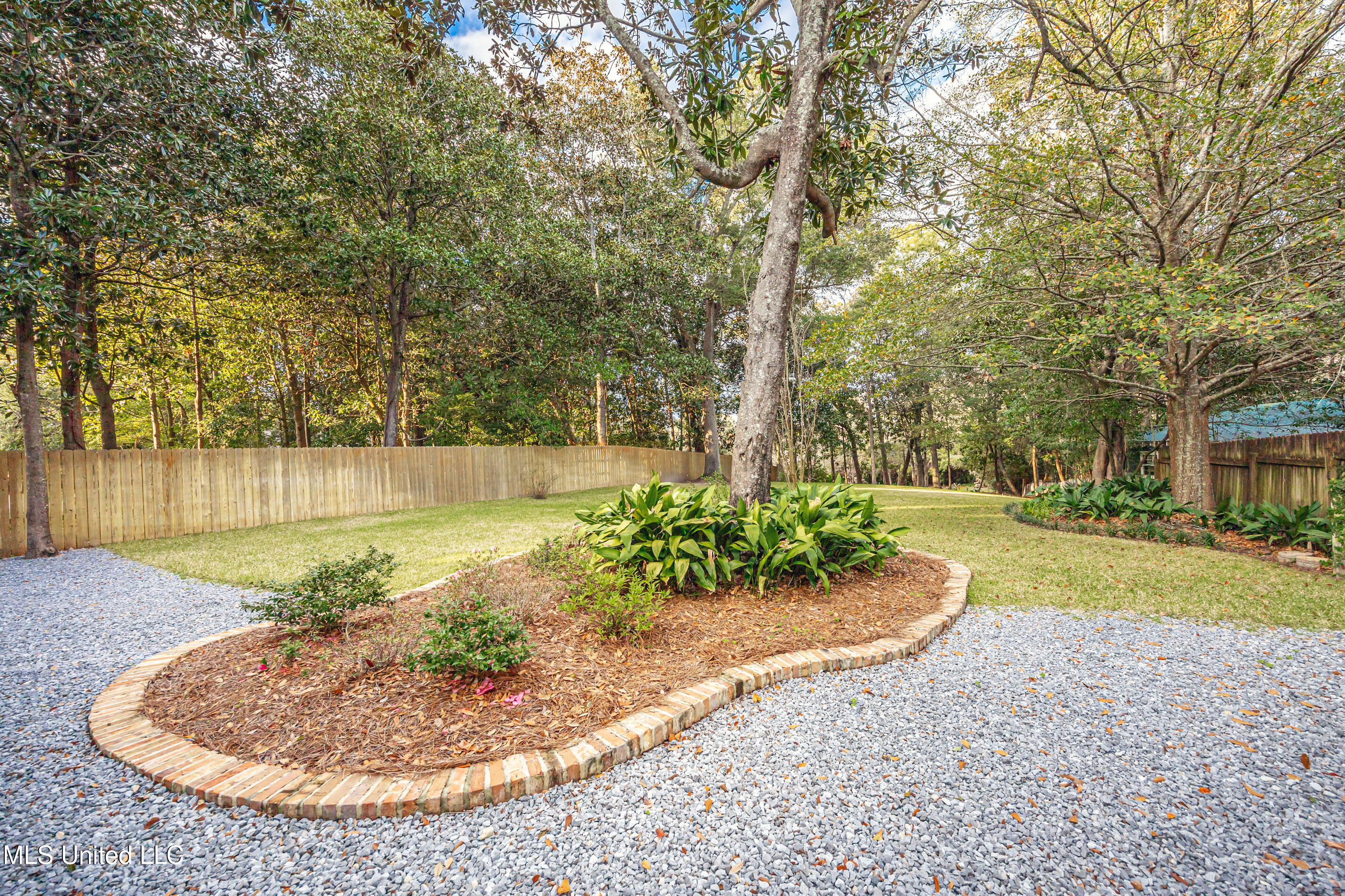 703 Mosley Street Ocean Springs, MS 39564 - Photo 14 of 82 IMG_0643