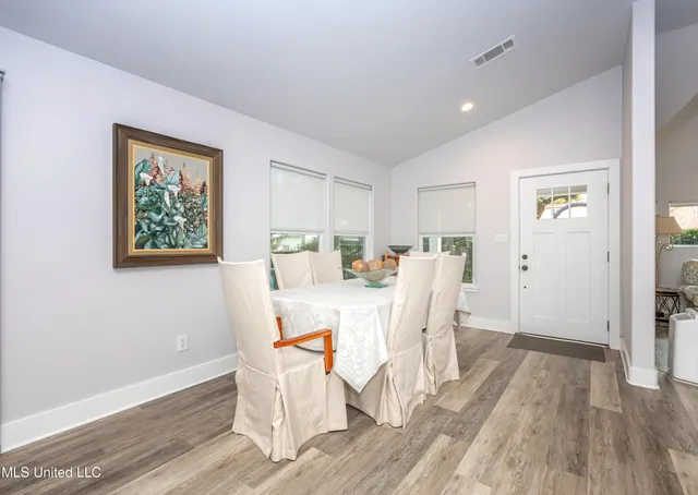 $999,997 | 703 Mosley Street, Ocean Springs, MS 39564