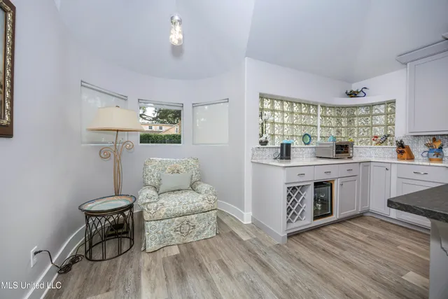 $999,997 | 703 Mosley Street, Ocean Springs, MS 39564