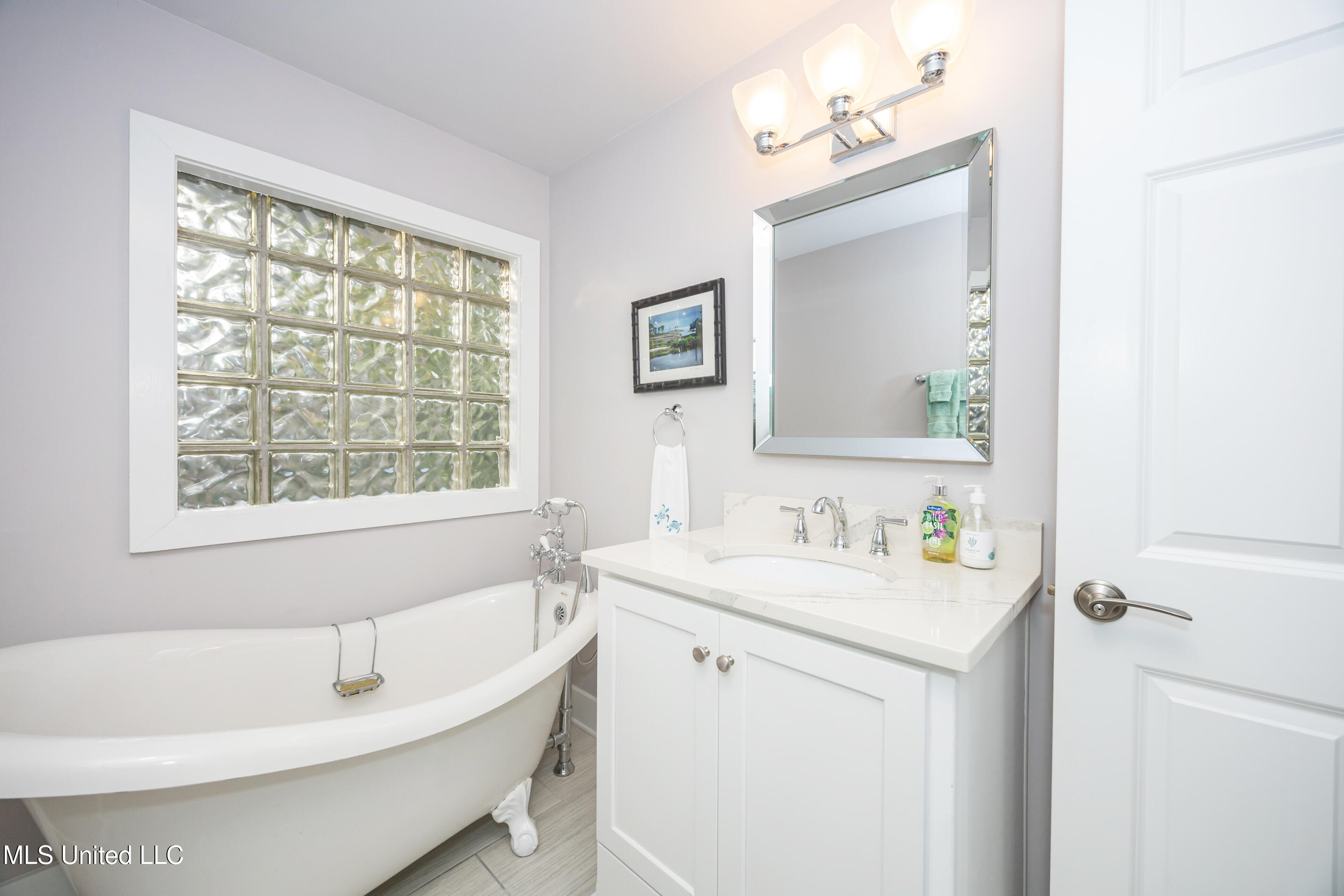 703 Mosley Street Ocean Springs, MS 39564 - Photo 32 of 82 IMG_0712