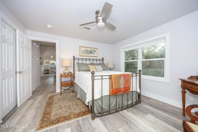 $999,997 | 703 Mosley Street, Ocean Springs, MS 39564