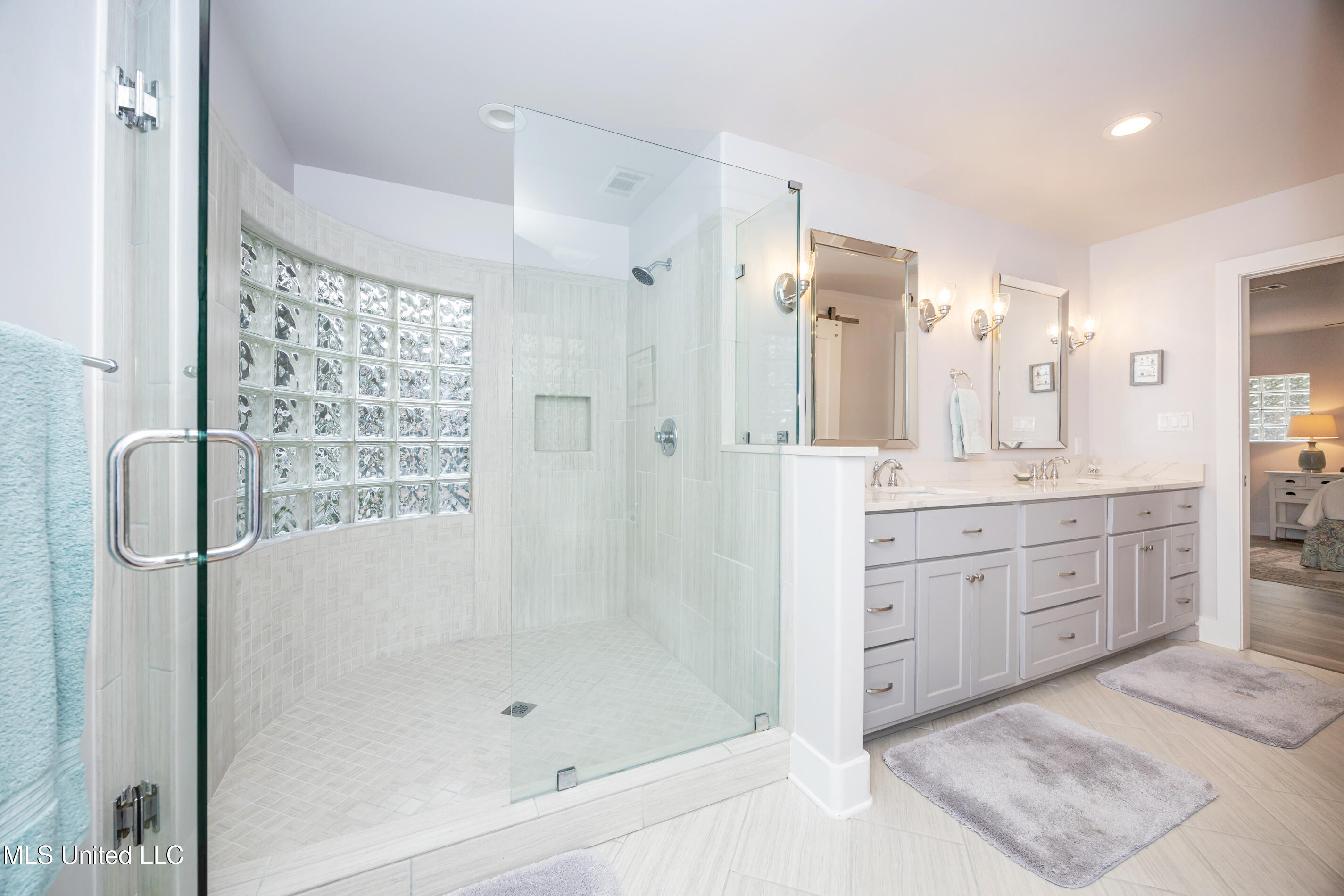 703 Mosley Street Ocean Springs, MS 39564 - Photo 54 of 82 IMG_0741