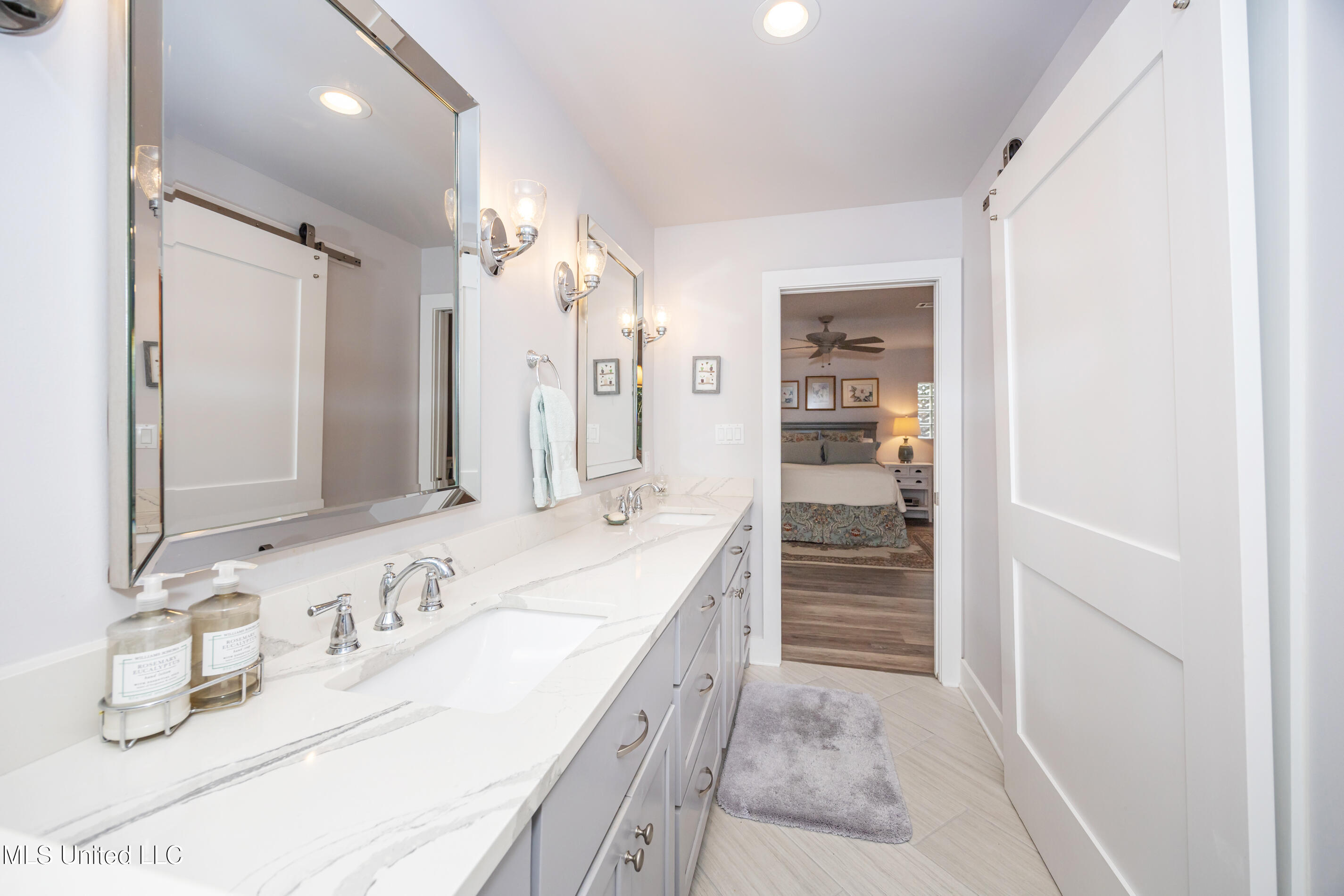 703 Mosley Street Ocean Springs, MS 39564 - Photo 56 of 82 IMG_0743