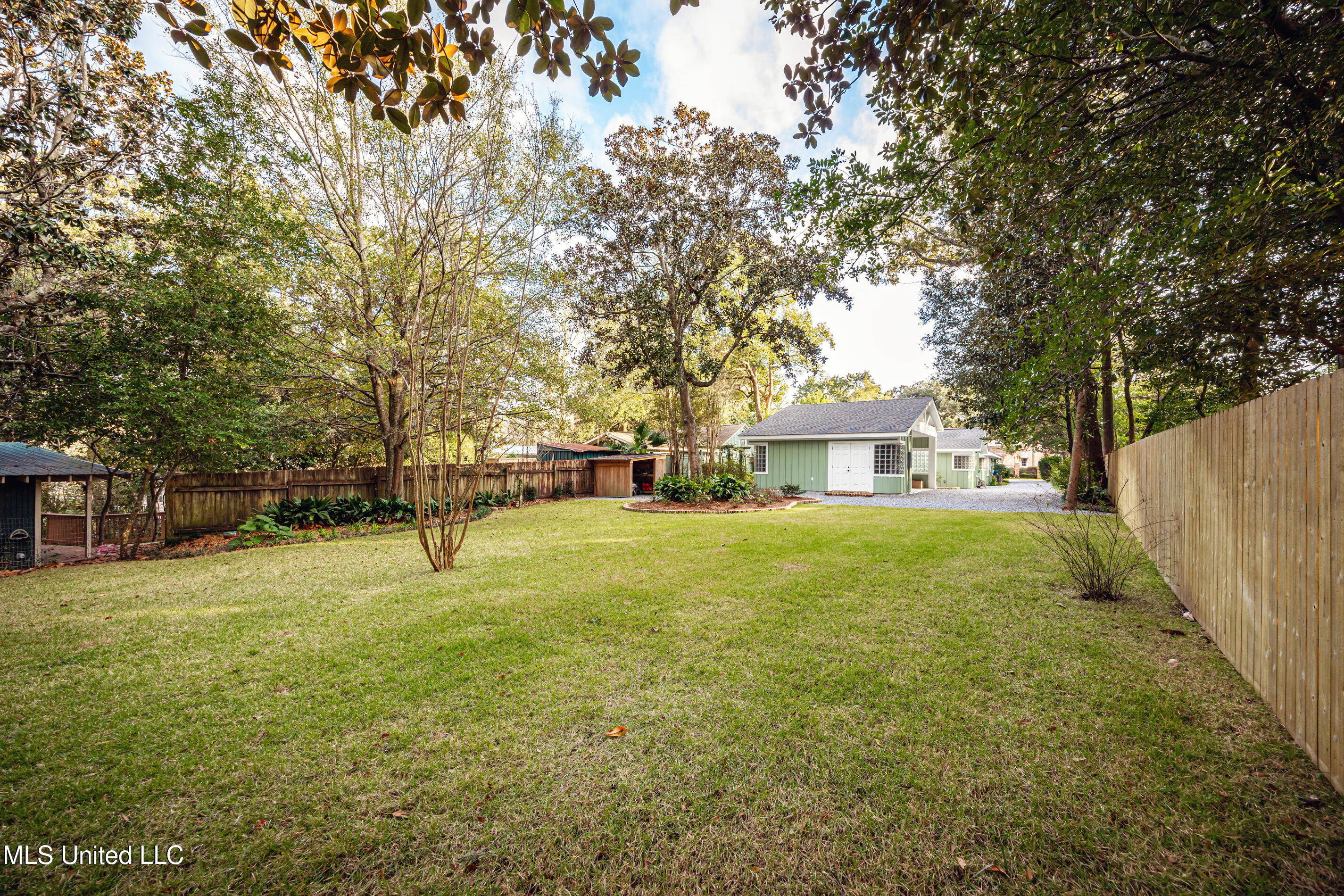 703 Mosley Street Ocean Springs, MS 39564 - Photo 74 of 82 IMG_0654