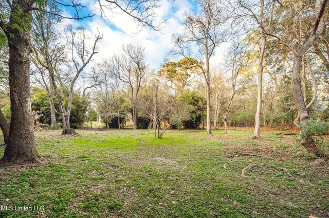 $999,997 | 703 Mosley Street, Ocean Springs, MS 39564