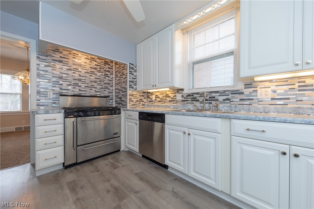 1151 Erieview Road Cleveland Heights, OH 44121 - Photo 9 of 29