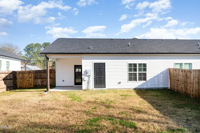 $239,900 | 903 West Anderson Street, Unit 1/2, Selma, NC 27576