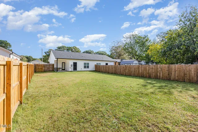 $239,900 | 903 West Anderson Street, Unit 1/2, Selma, NC 27576