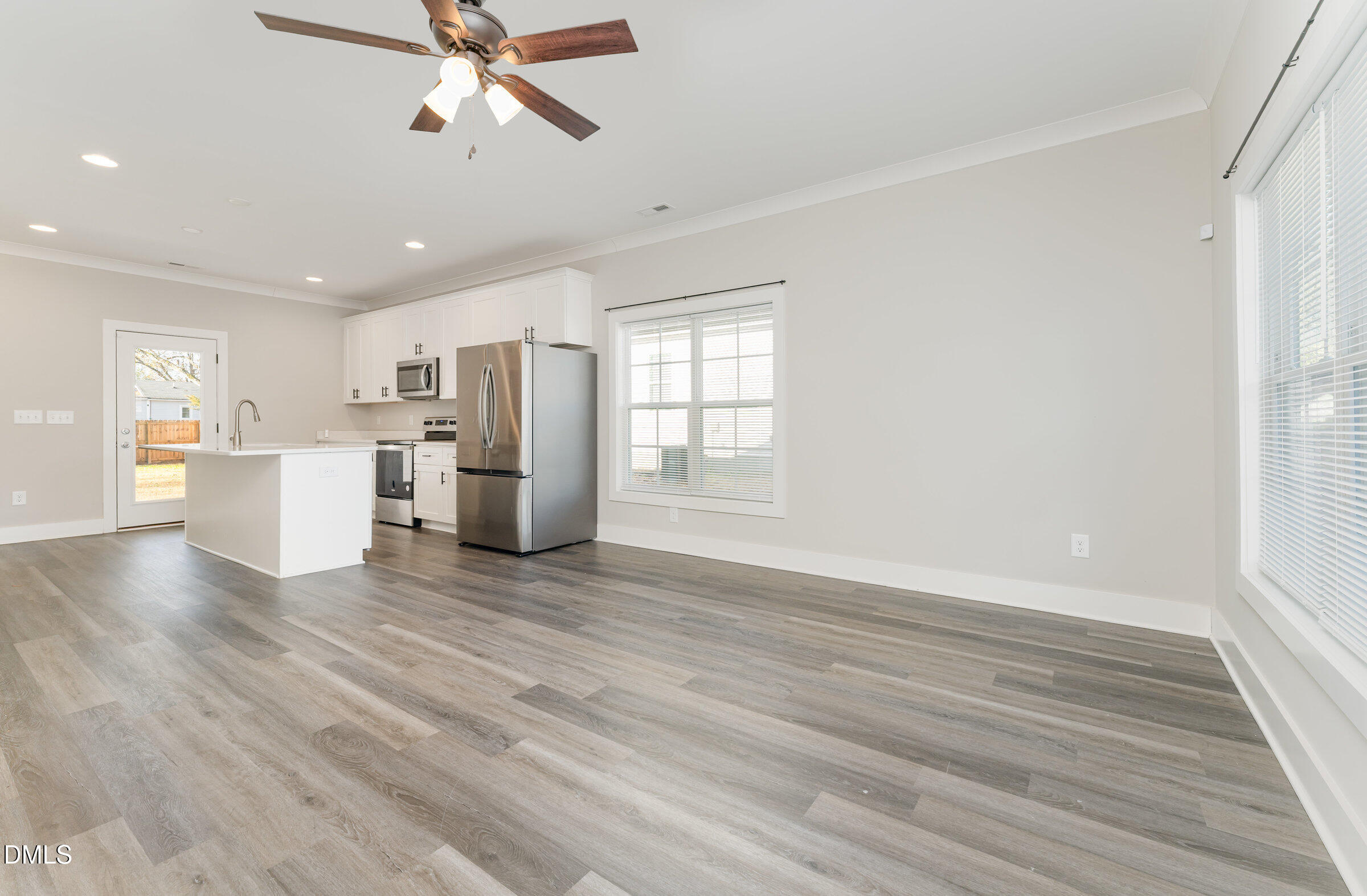 903 West Anderson Street, Unit 1/2 Selma, NC 27576 - Photo 7 of 36 006_dsc01484-edit_763