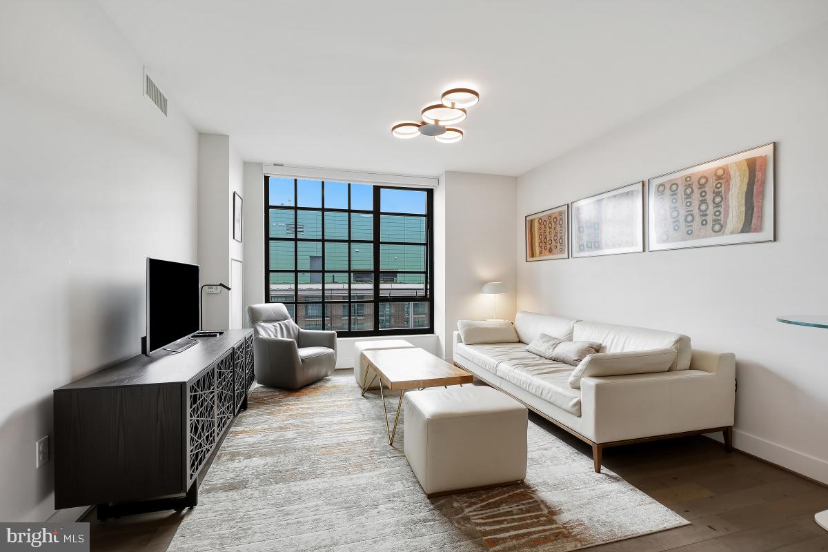 45 Sutton Square Southwest, Unit 1111 Washington, DC 20024 - Photo 5 of 16