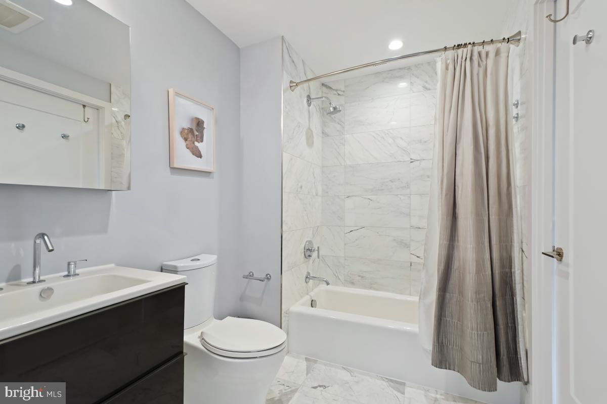 45 Sutton Square Southwest, Unit 1111 Washington, DC 20024 - Photo 6 of 16