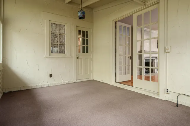 $375,000 | 2326 Clinton Place, Rockford, IL 61103