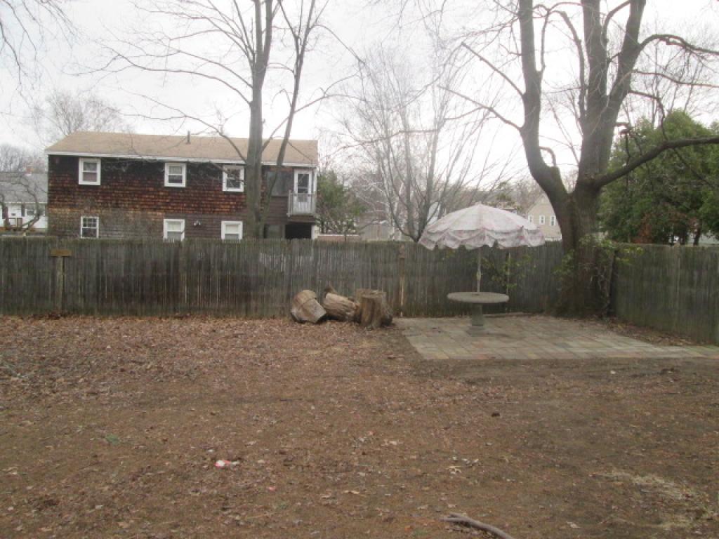 341 Mammoth Road Manchester, NH 03109 - Photo 18 of 18