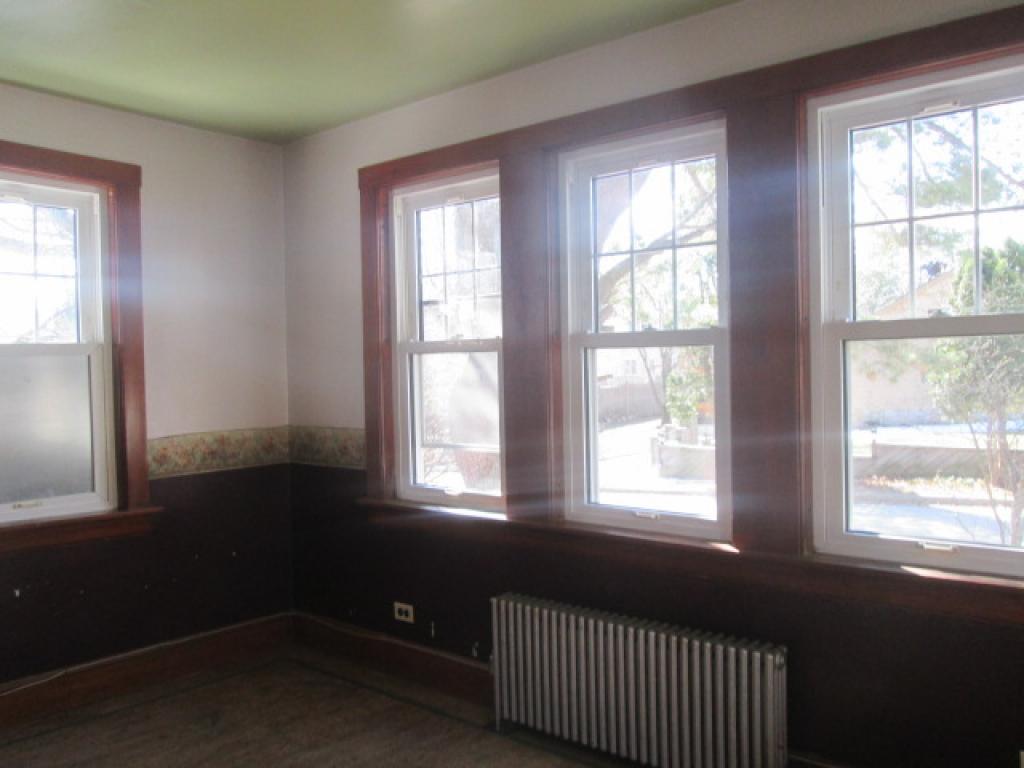 341 Mammoth Road Manchester, NH 03109 - Photo 8 of 18