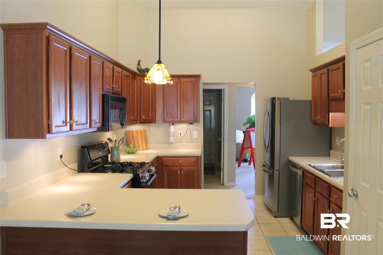 7593 Fresh Water Drive Daphne, AL 36527 - Photo 12 of 31 Kitchen