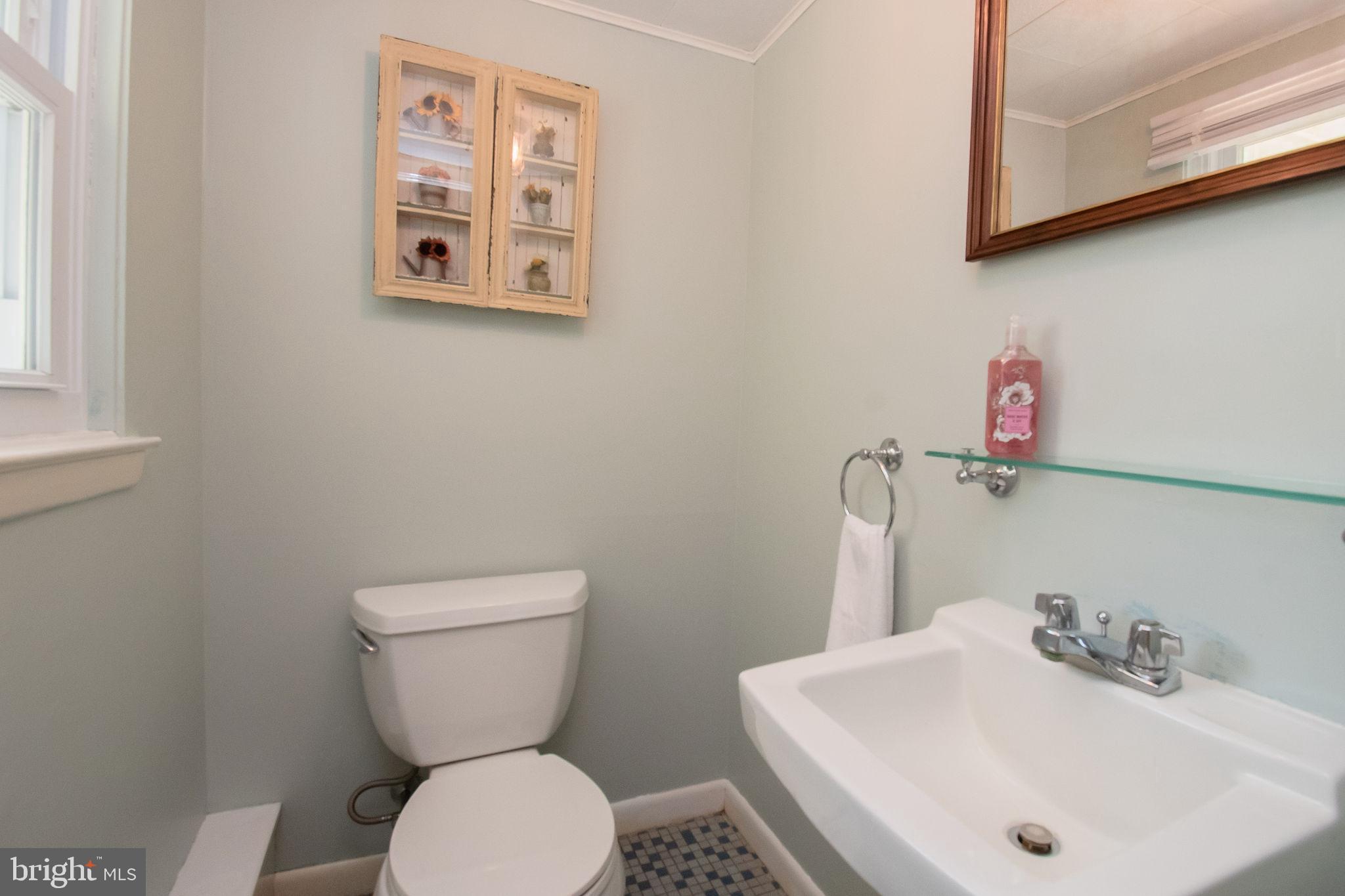 1235 Tulip Road Warminster, PA 18974 - Photo 20 of 39 Gallery Image 20