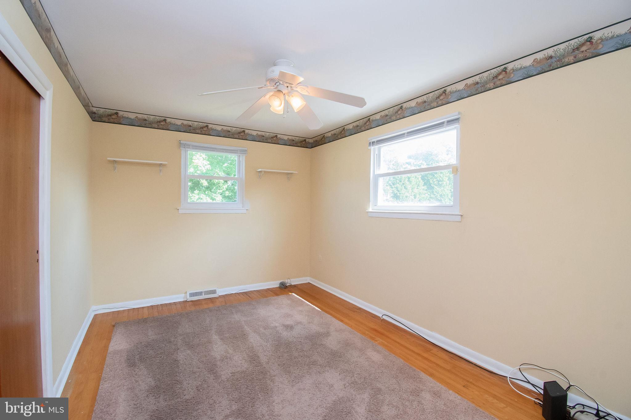 1235 Tulip Road Warminster, PA 18974 - Photo 21 of 39 Gallery Image 21