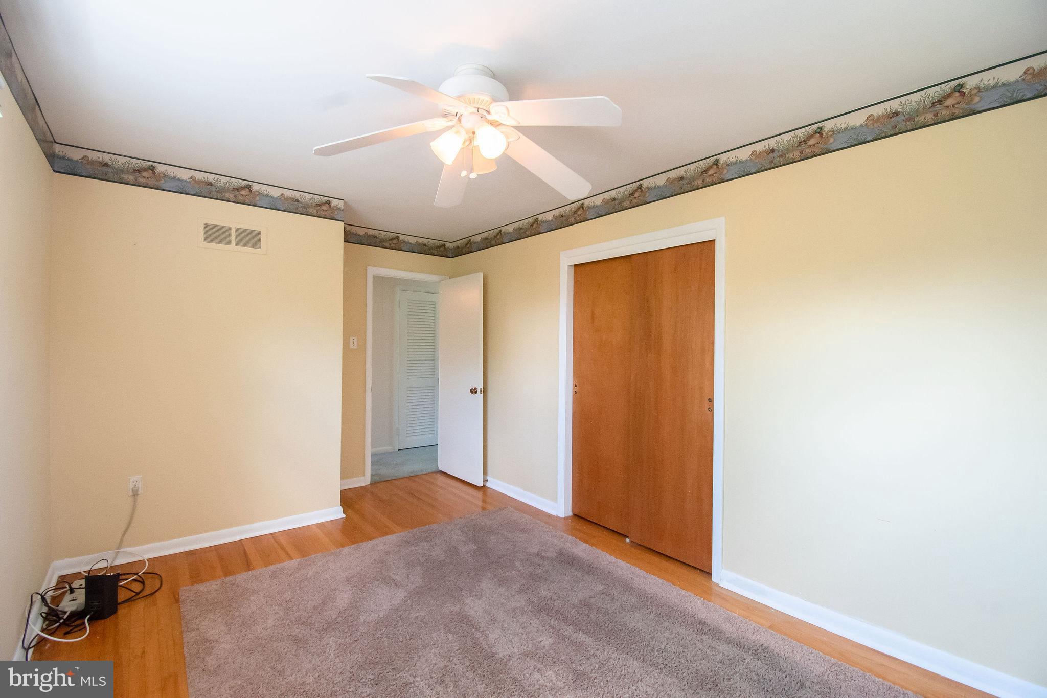 1235 Tulip Road Warminster, PA 18974 - Photo 23 of 39 Gallery Image 23
