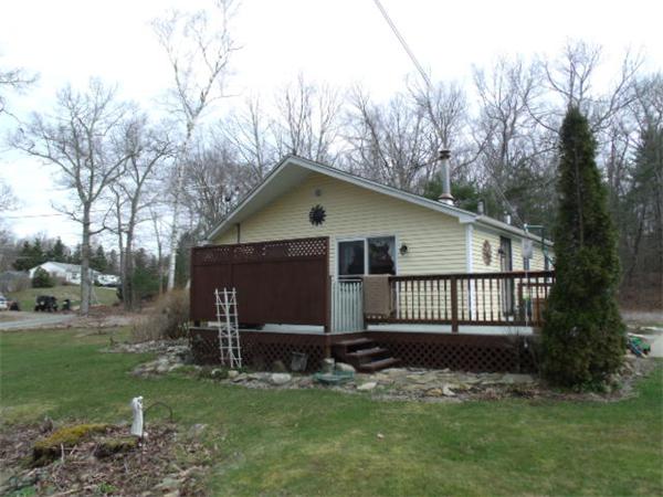 15 Lynch Road Wales, MA 01081 - Photo 3 of 30