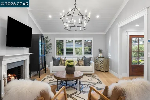 $2,550,000 | 1832 Joseph Drive, Moraga, CA 94556