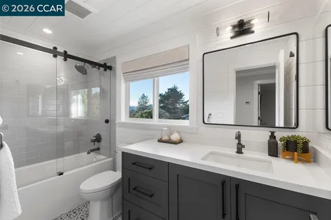 $2,550,000 | 1832 Joseph Drive, Moraga, CA 94556