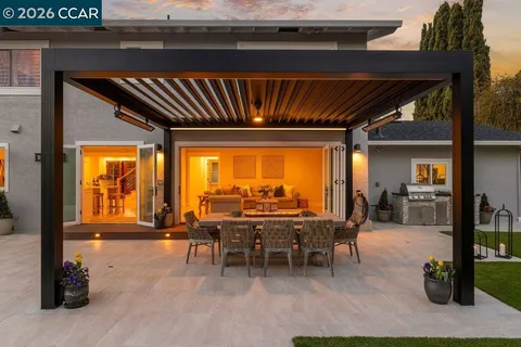 $2,550,000 | 1832 Joseph Drive, Moraga, CA 94556