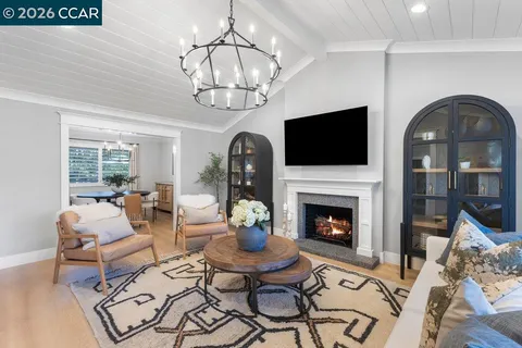 $2,550,000 | 1832 Joseph Drive, Moraga, CA 94556