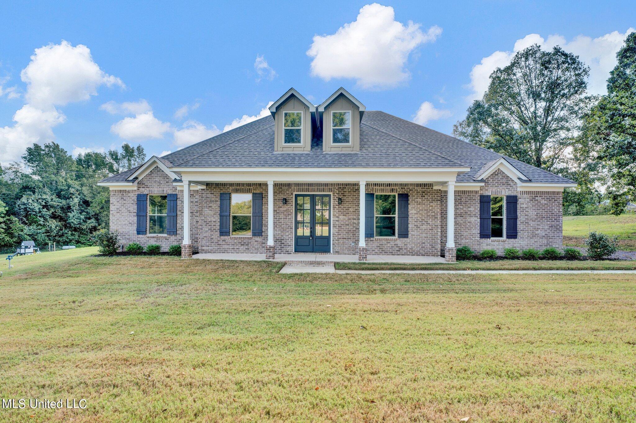 111 Jessica Cove Holly Springs, MS 38635 - Photo 1 of 43 35-web-or-mls-EC202879