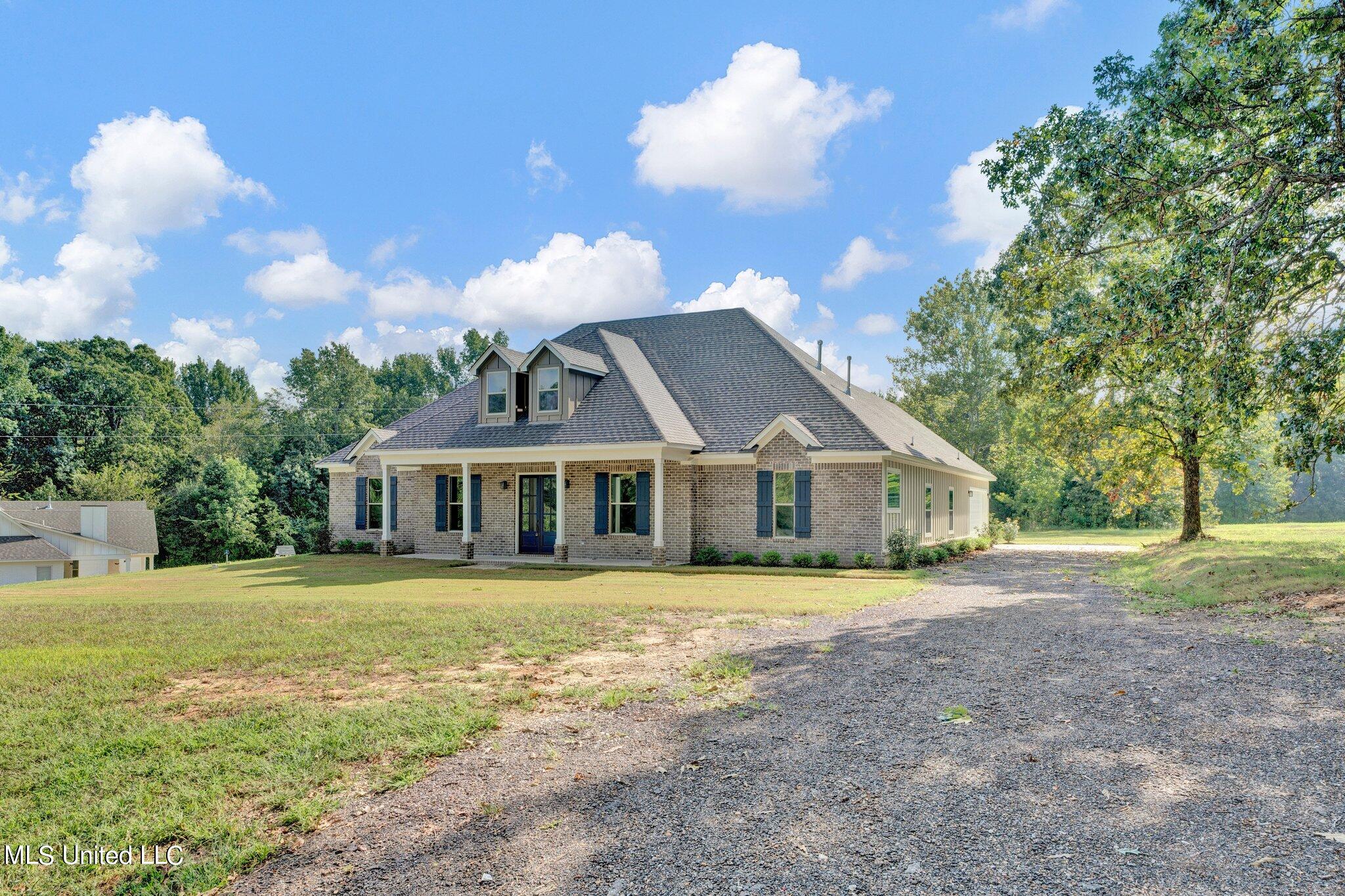 111 Jessica Cove Holly Springs, MS 38635 - Photo 2 of 43 43-web-or-mls-EC202919
