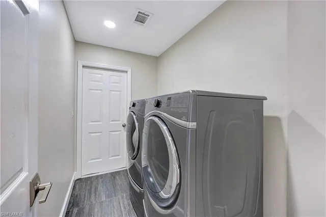 $925,000 | 5138 Kristin Court, Naples, FL 34105