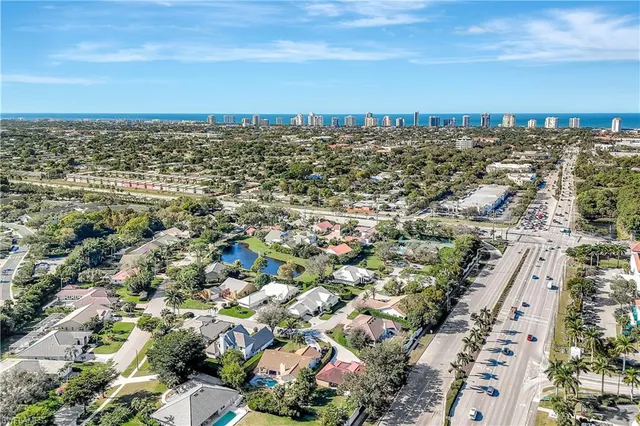 $925,000 | 5138 Kristin Court, Naples, FL 34105