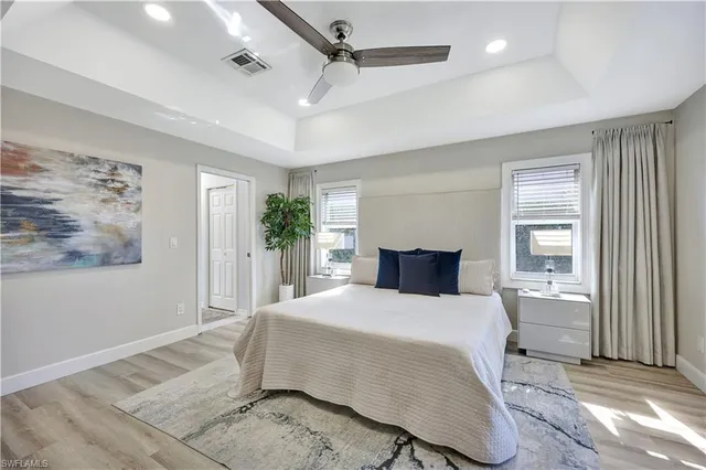 $925,000 | 5138 Kristin Court, Naples, FL 34105