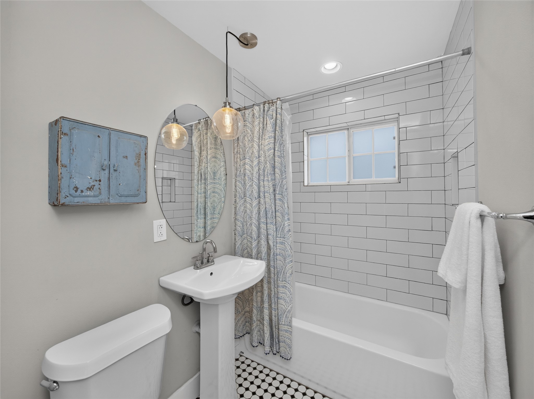 4504 Kitty Avenue Austin, TX 78721 - Photo 23 of 34