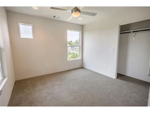 $4,000 | 1902 New York Avenue, Unit A, Austin, TX 78702